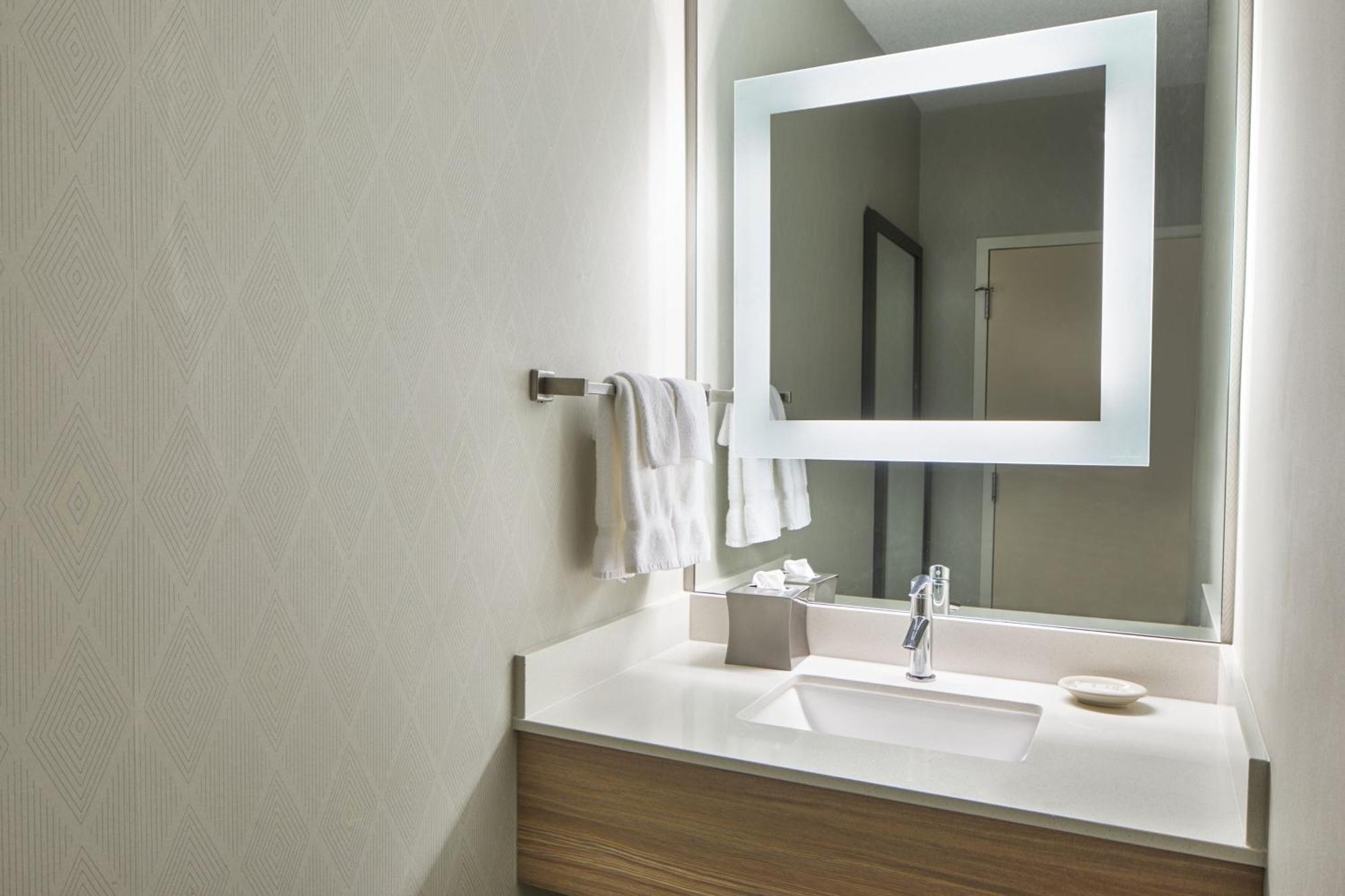Springhill Suites Memphis Downtown Extérieur photo