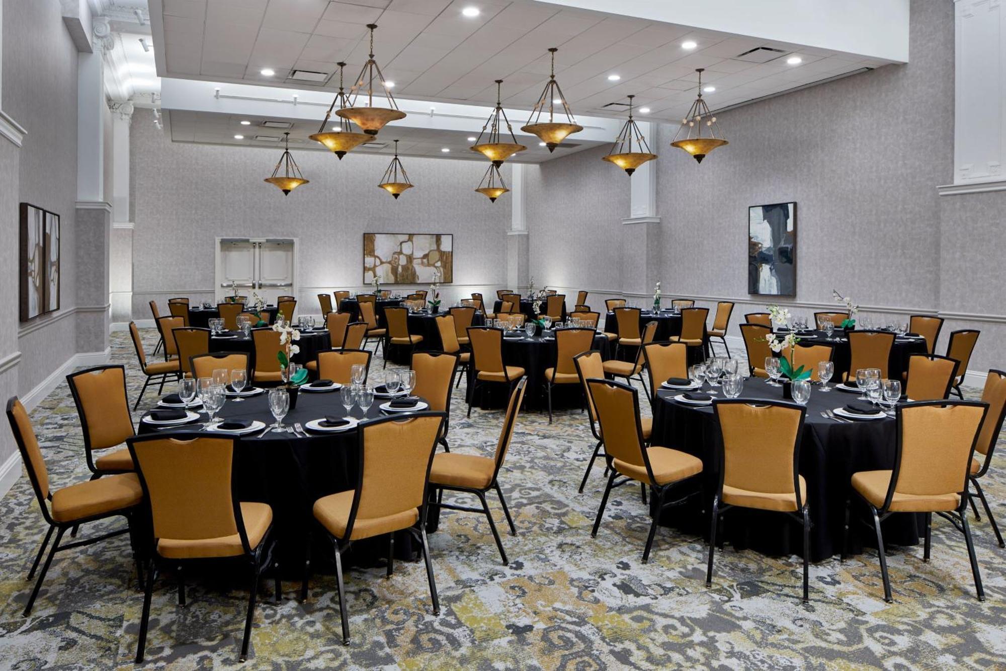 Springhill Suites Memphis Downtown Extérieur photo