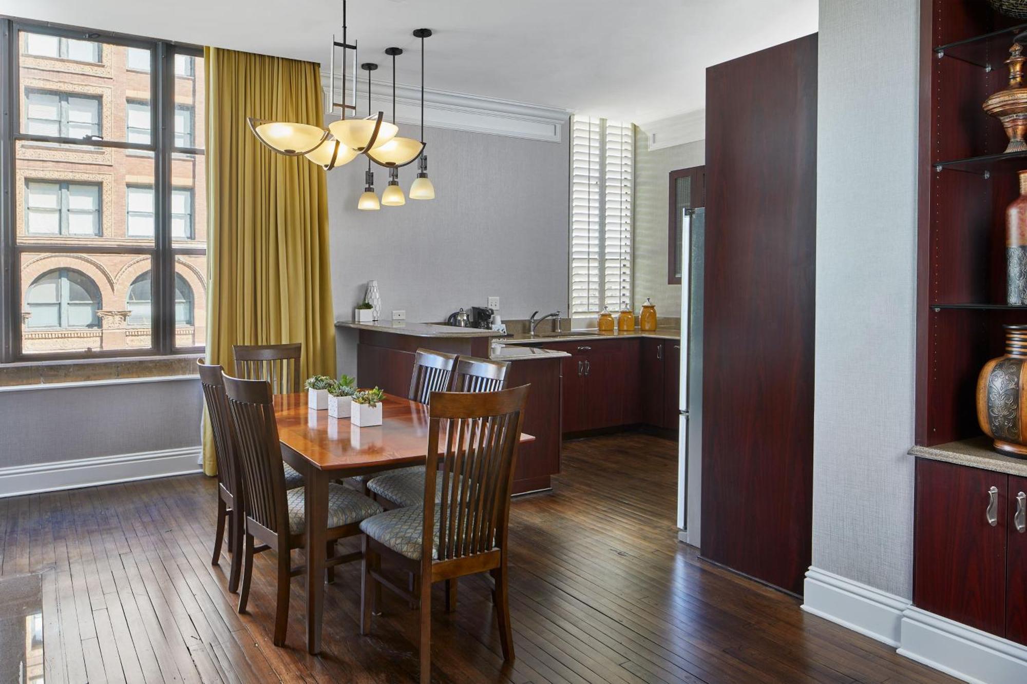 Springhill Suites Memphis Downtown Extérieur photo