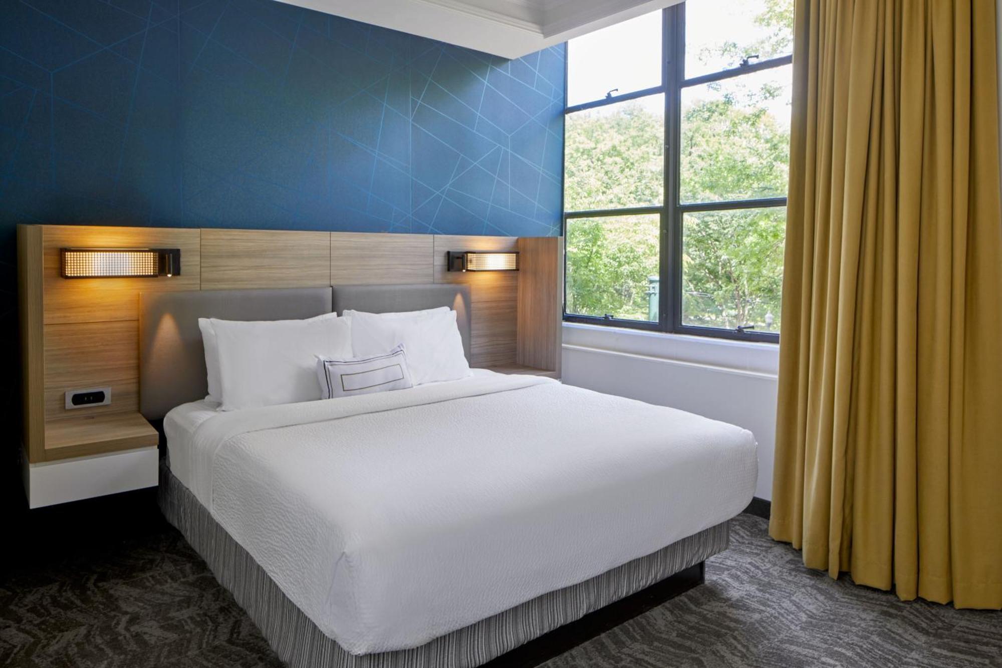 Springhill Suites Memphis Downtown Extérieur photo