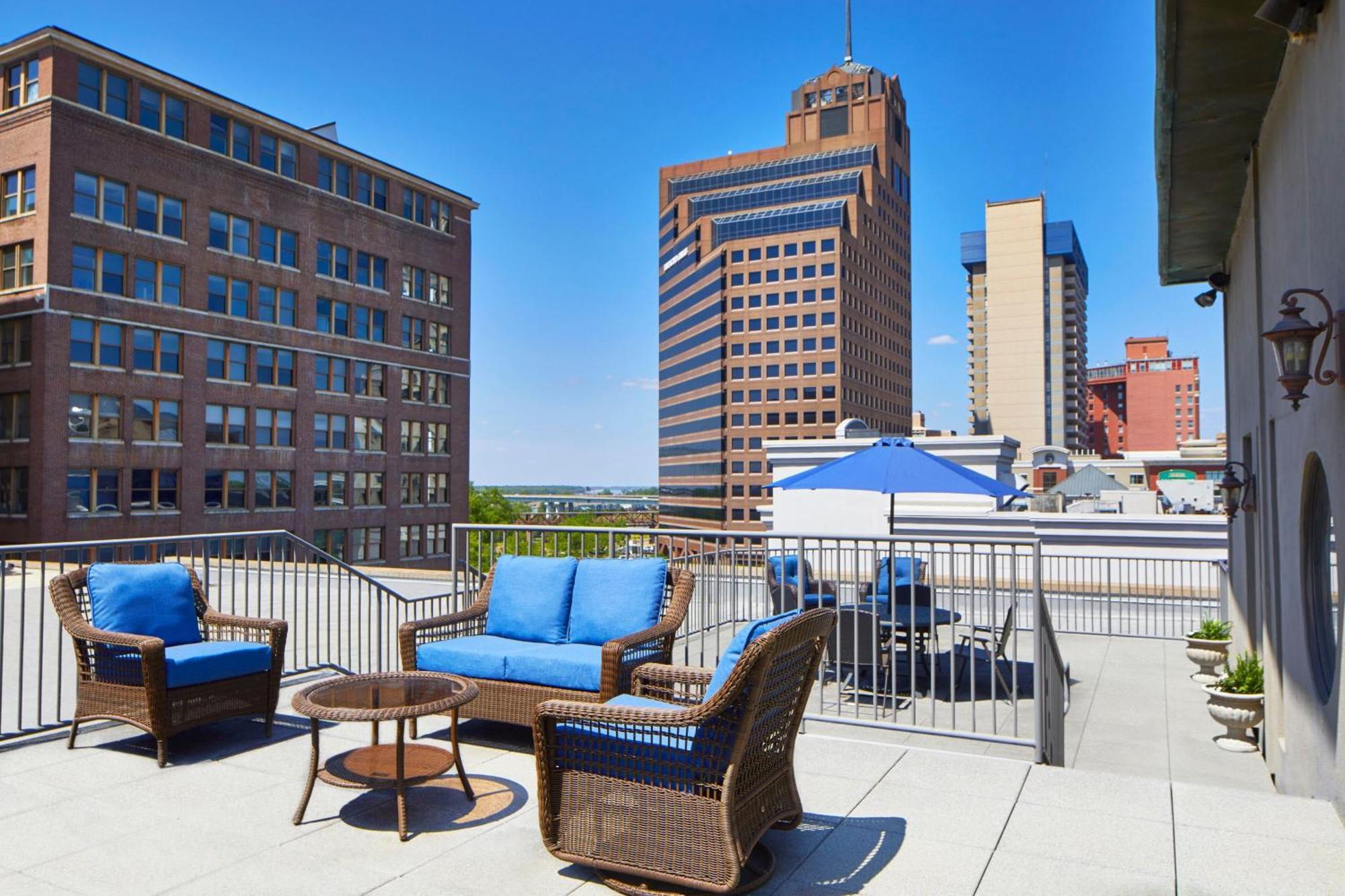 Springhill Suites Memphis Downtown Extérieur photo