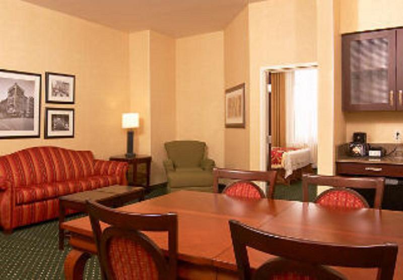 Springhill Suites Memphis Downtown Extérieur photo